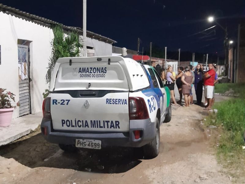 Homem é preso após atacar padrasto a facadas durante casamento em igreja no Amazonas