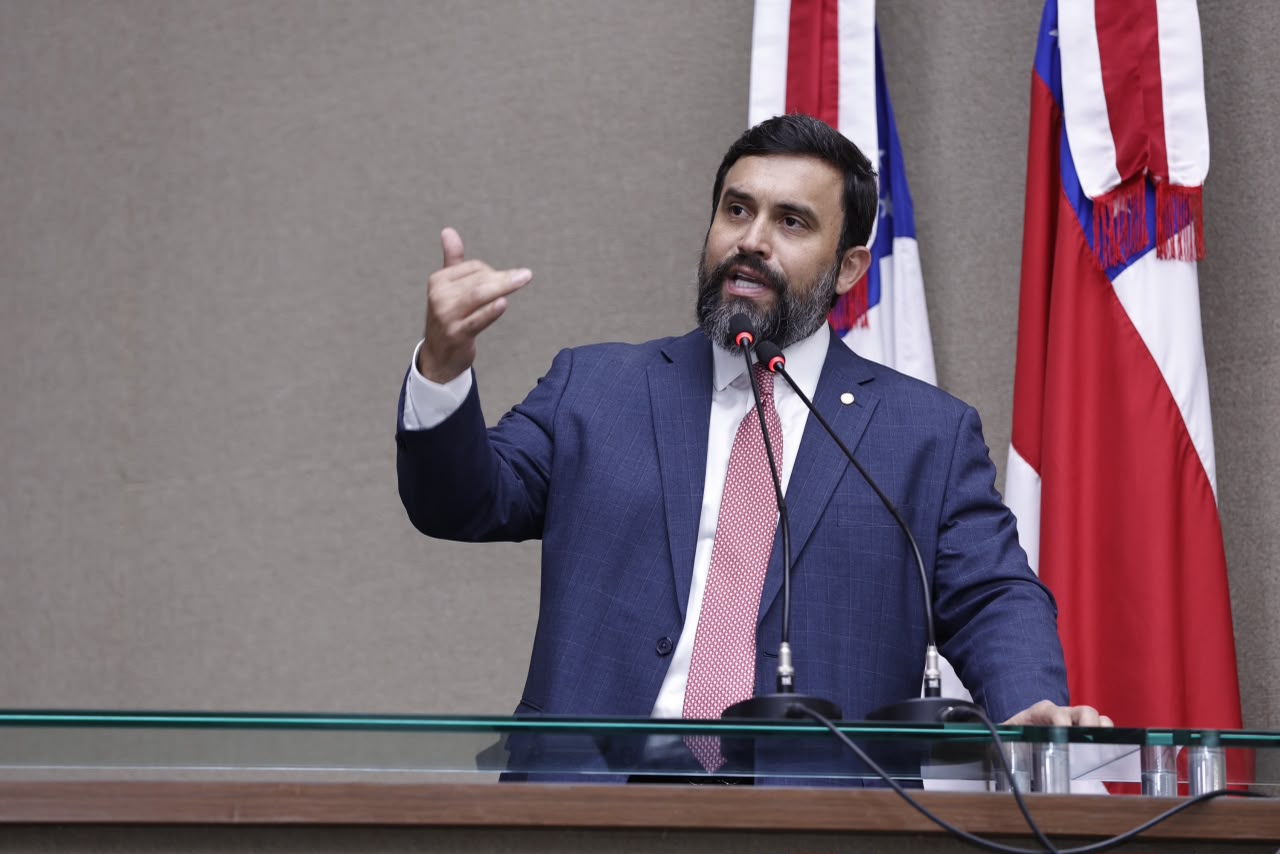 Dr. George Lins denuncia tarifas abusivas da Azul e cobra contrapartidas por incentivos fiscais